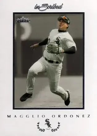 2004 Fleer InScribed #19 Magglio Ordonez