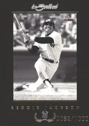 2004 Fleer InScribed #77 - Reggie Jackson (b.1946 OF) - New York Yankees