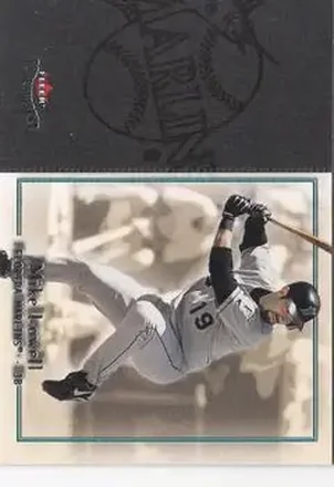 2004 Fleer Patchworks #34 - Mike Lowell - Florida Marlins