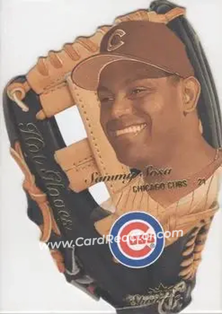 2004 Fleer Showcase - Hot Gloves #12 HG - Sammy Sosa - Chicago Cubs - Front