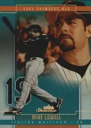 2004 Fleer Showcase feature card