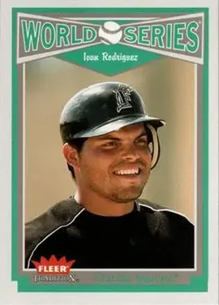 2004 Fleer Tradition #3 - Ivan Rodriguez - Florida Marlins