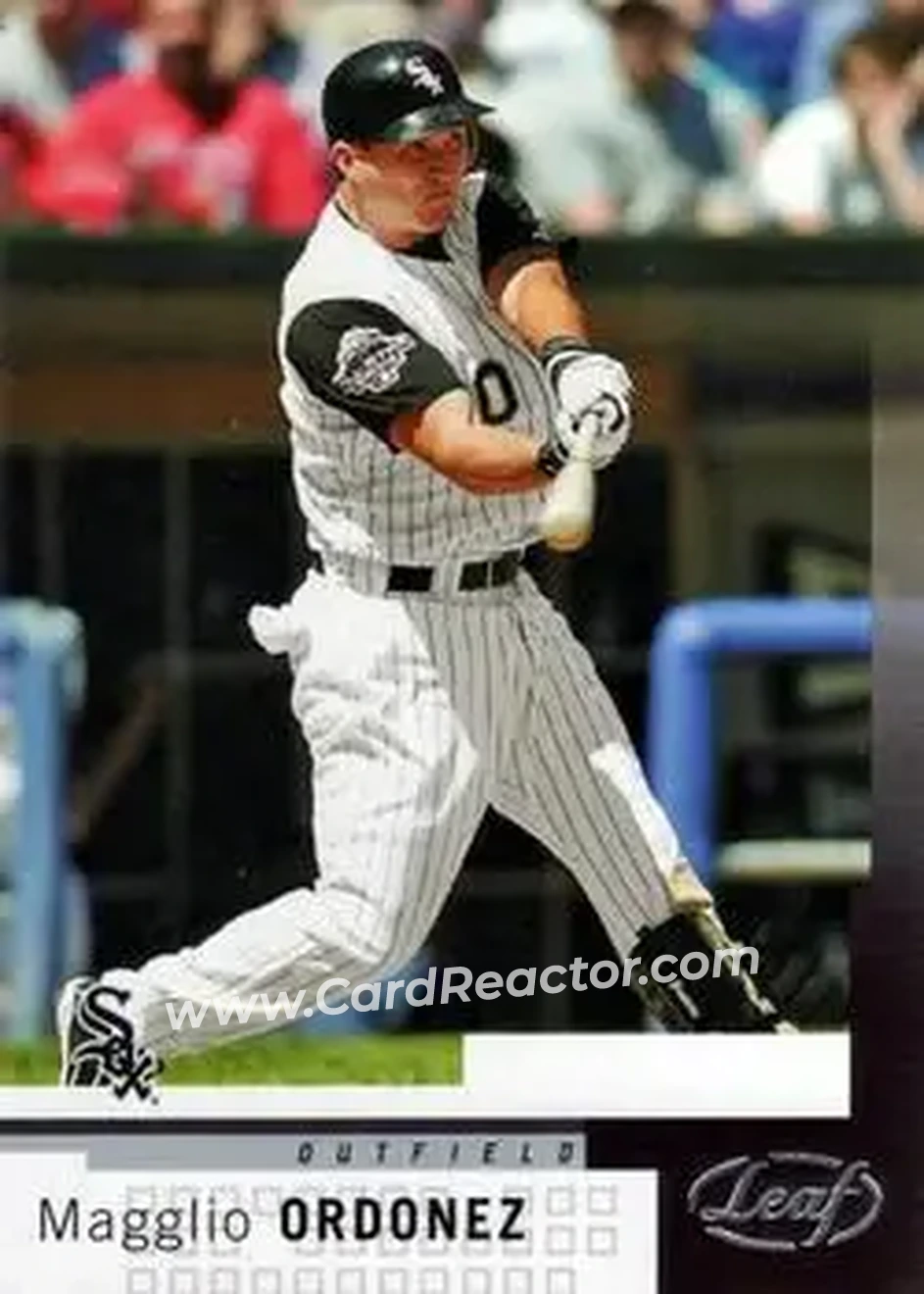 2004 Leaf #24 - Magglio Ordonez - Chicago White Sox - Front