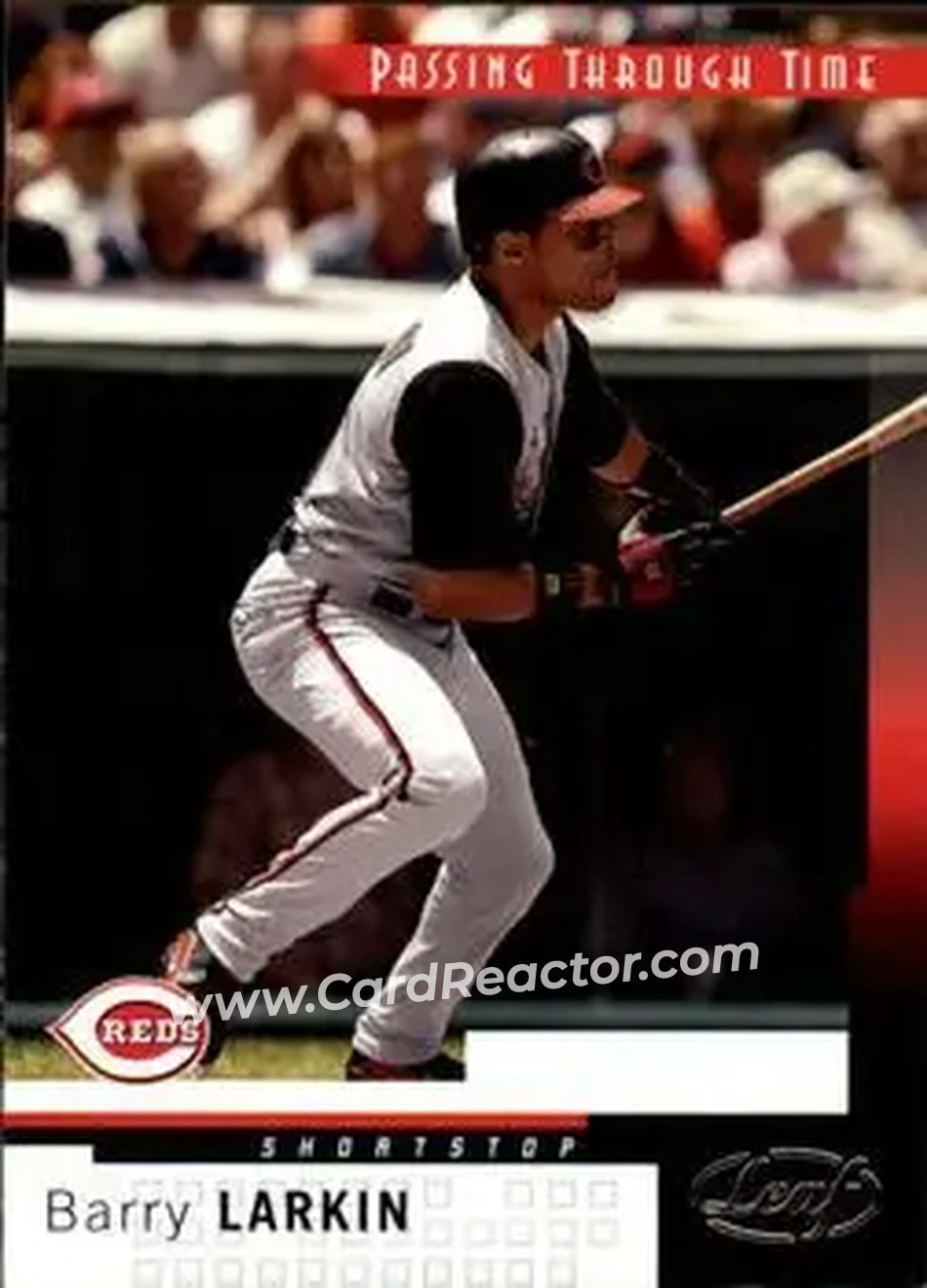 2004 Leaf #259 - Barry Larkin - Cincinnati Reds - Front 2004 Leaf #259 - Barry Larkin - Cincinnati Reds - Front