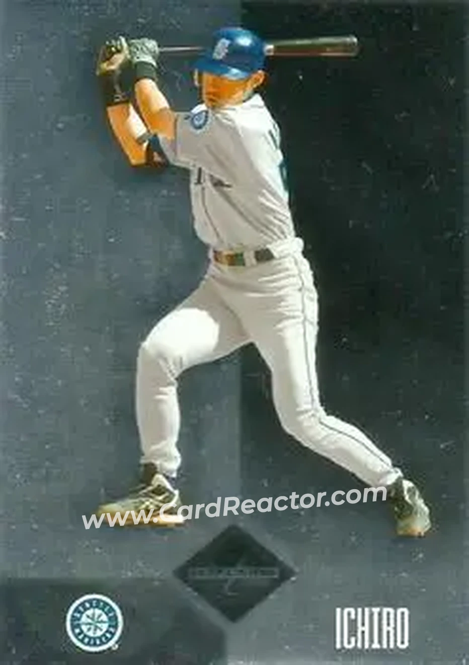2004 Leaf Limited #43 - Ichiro - Seattle Mariners - Front