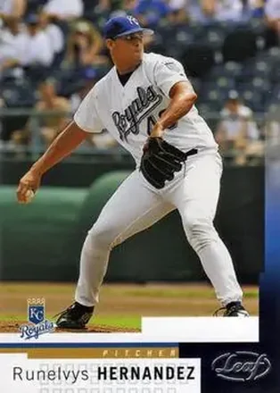 2004 Leaf #45 - Runelvys Hernandez - Kansas City Royals