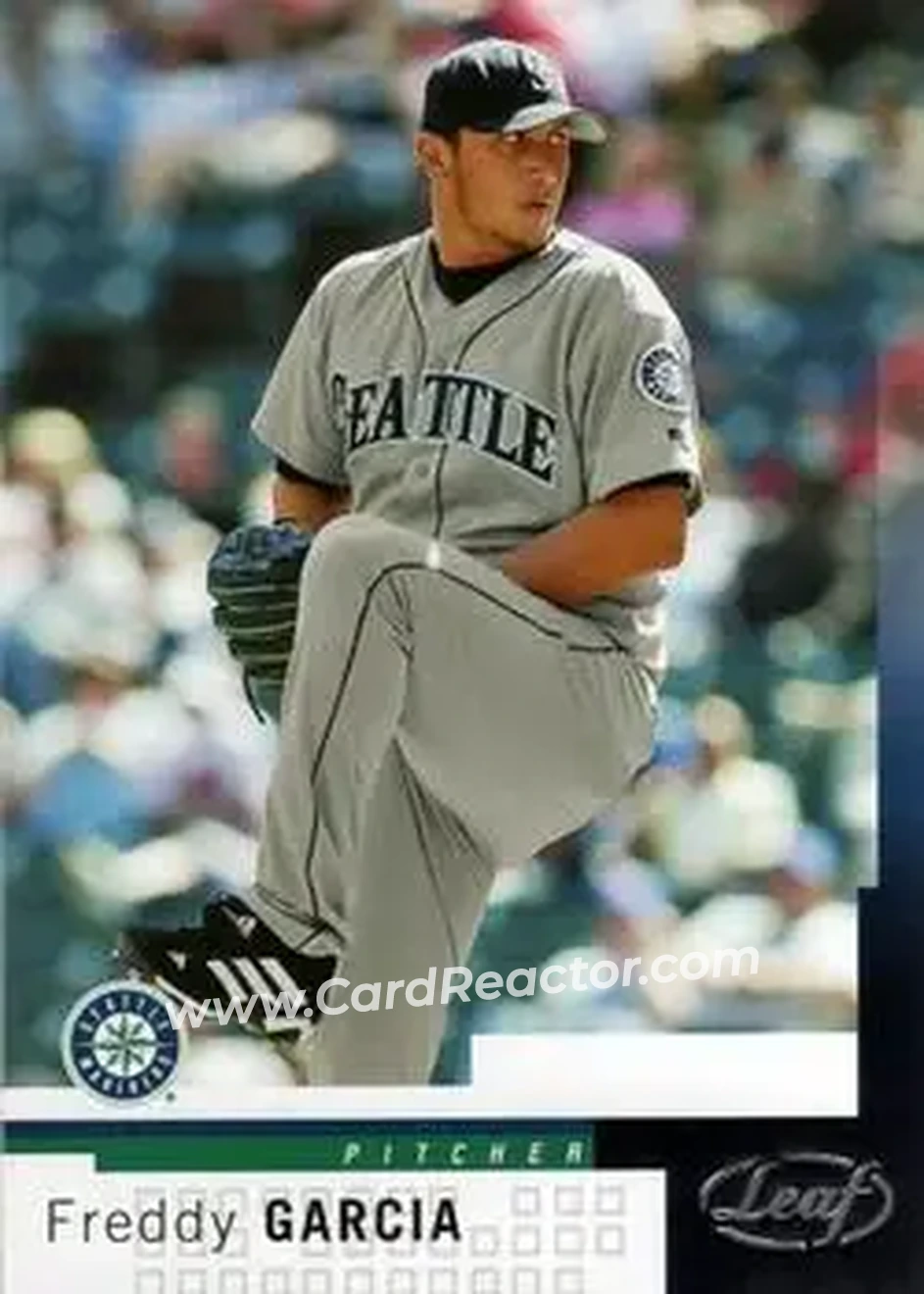 2004 Leaf #75 - Freddy Garcia - Seattle Mariners - Front