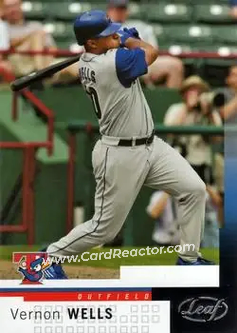 2004 Leaf #98 - Vernon Wells - Toronto Blue Jays - Front