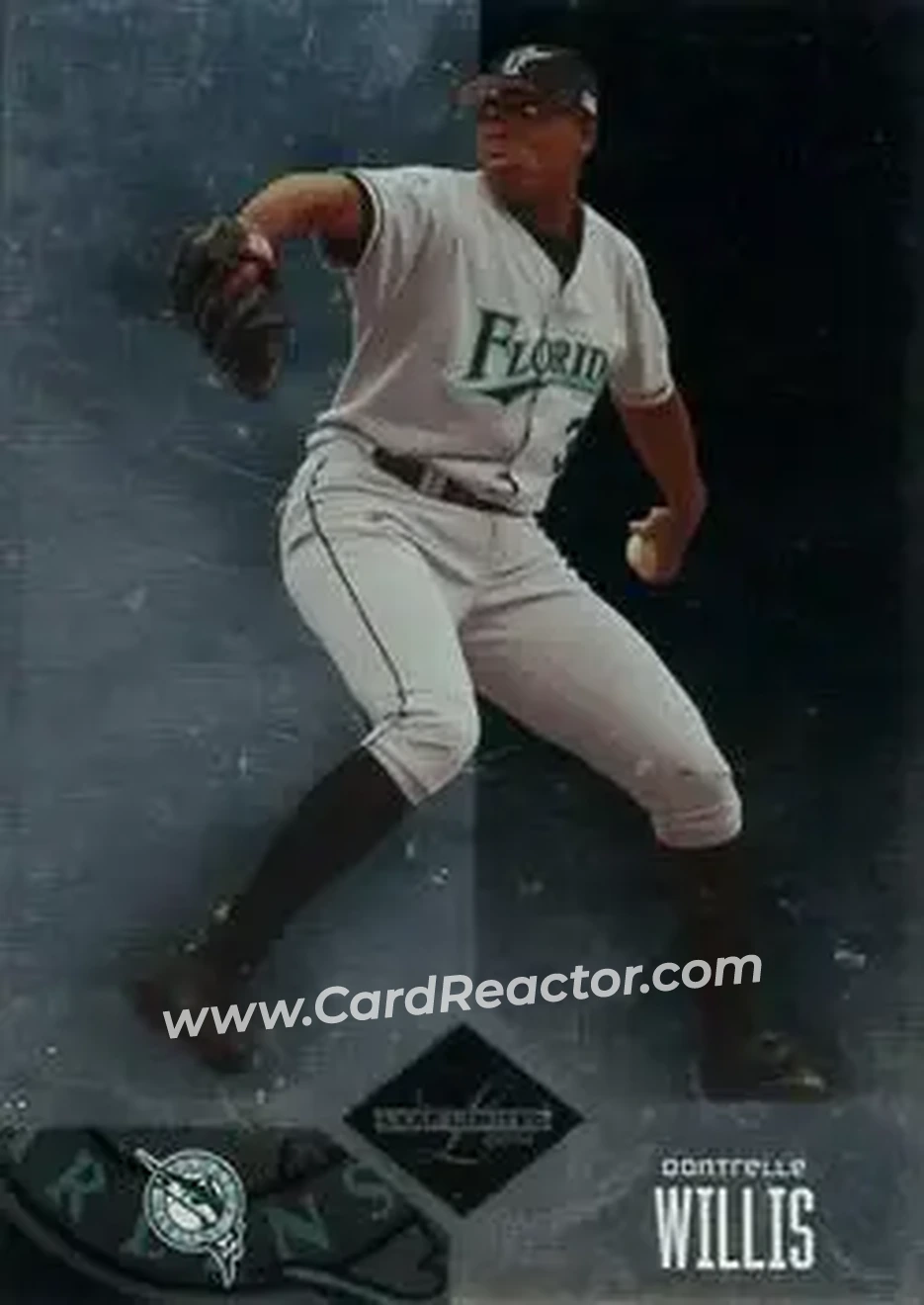 2004 Leaf Limited #30 - Dontrelle Willis - Florida Marlins - Front