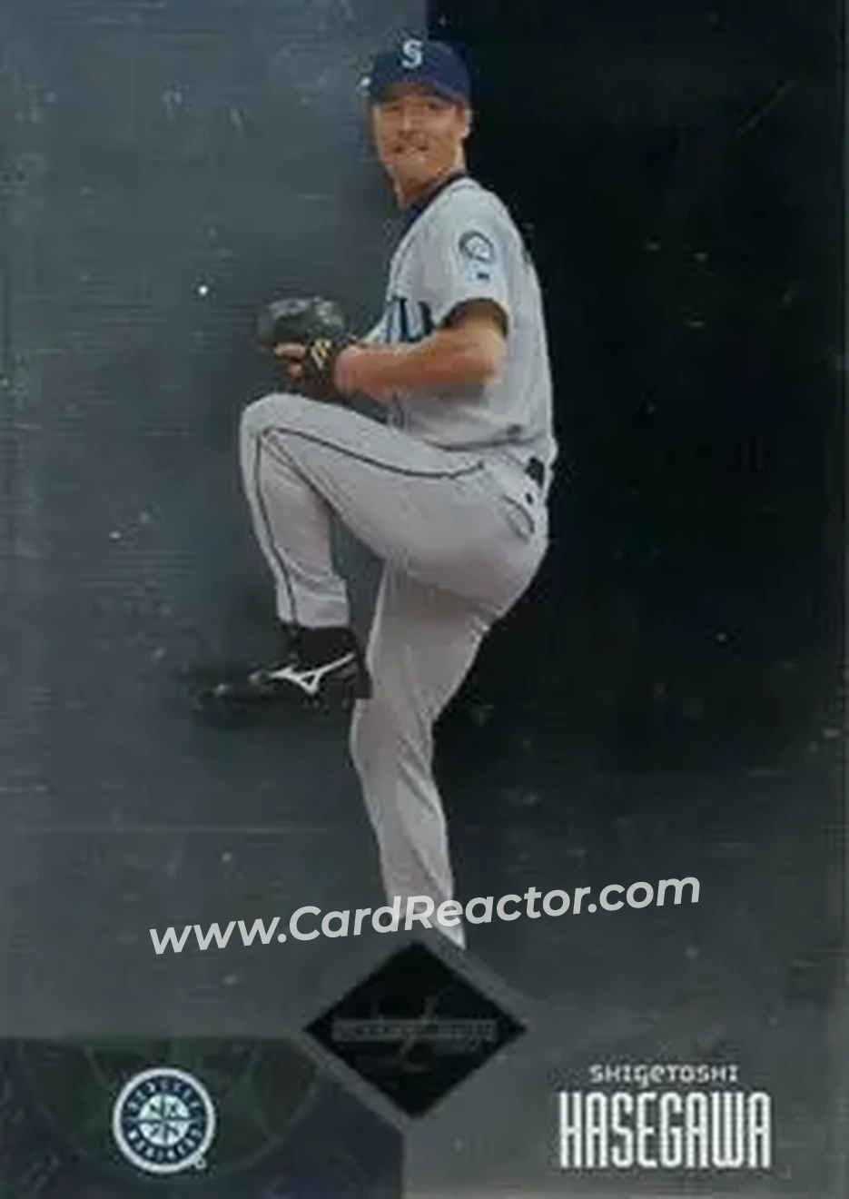 2004 Leaf Limited #147 - Shigetoshi Hasegawa - Seattle Mariners - Front