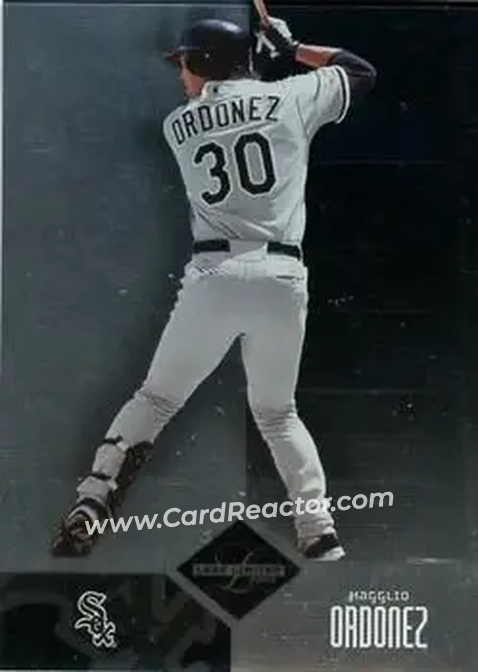 2004 Leaf Limited #197 - Magglio Ordonez - Chicago White Sox - Front