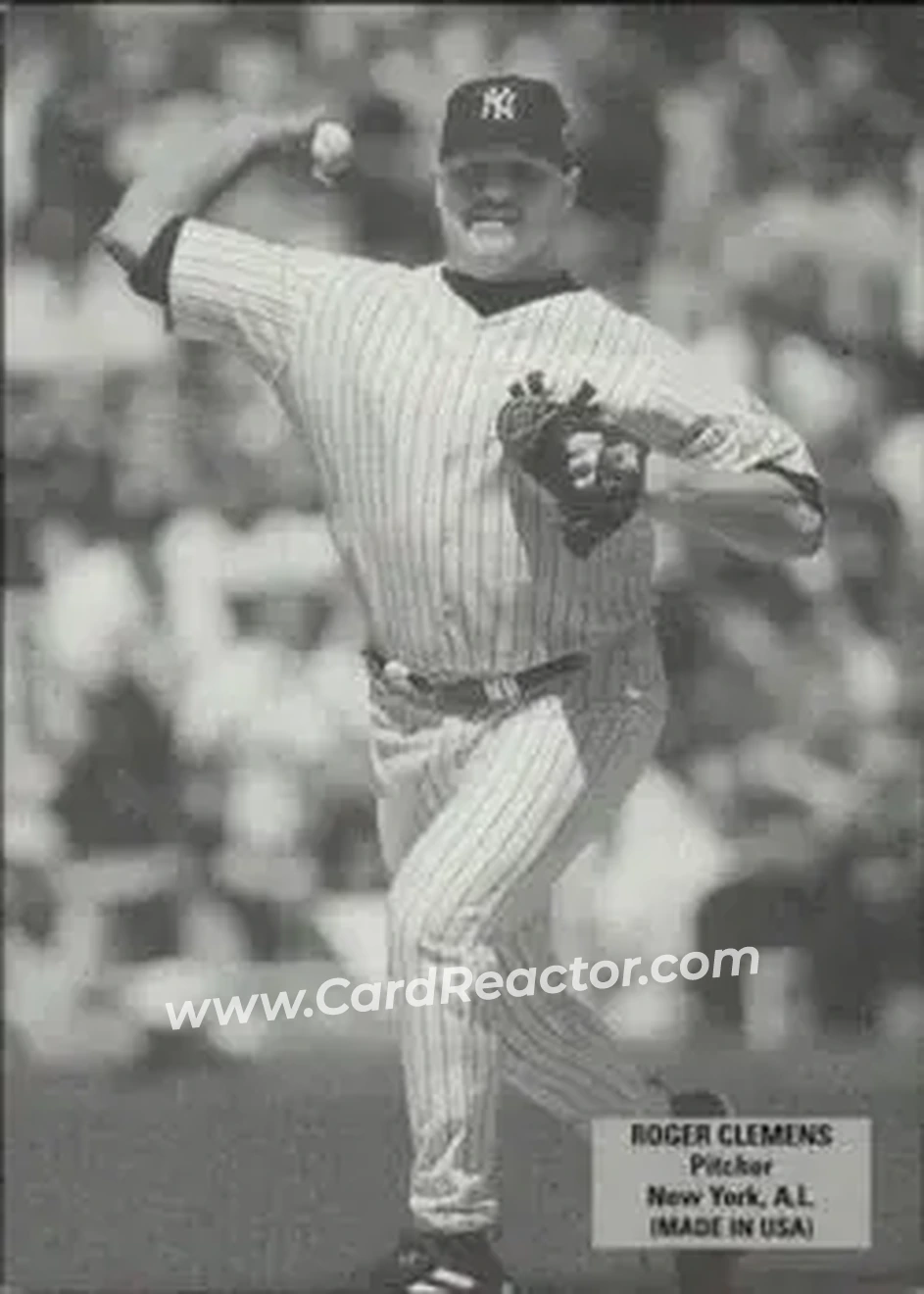 2004 Leaf - Exhibits 1925 Right Text Box #43 - Roger Clemens - New York Yankees - Front