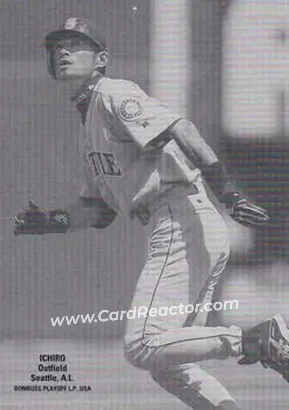 2004 Leaf - Exhibits 1926 Unblocked Legend Donruss-Playoff #20 - Ichiro - Seattle Mariners - Front