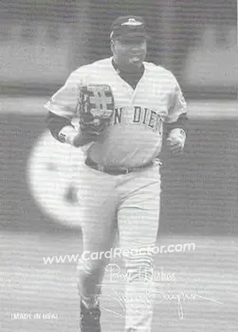2004 Leaf - Exhibits 1939-46 Best Wishes Right #48 - Tony Gwynn - San Diego Padres - Front