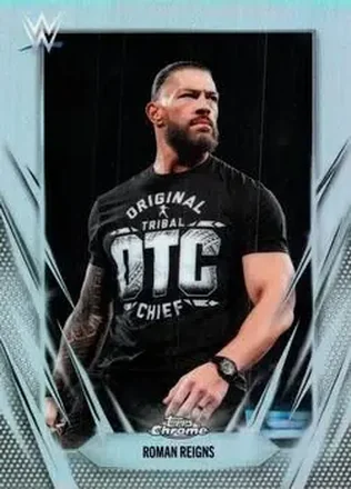 2026 Topps Chrome WWE - Refractor #18 - Roman Reigns