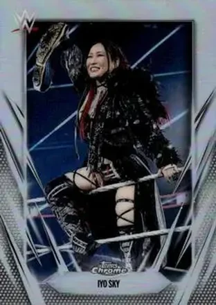 2026 Topps Chrome WWE - Refractor #35 - Iyo Sky