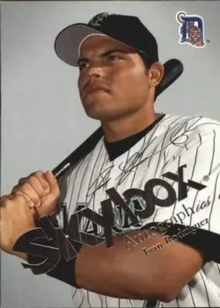 2004 SkyBox Autographics - Insignia #40 - Ivan Rodriguez - Detroit Tigers