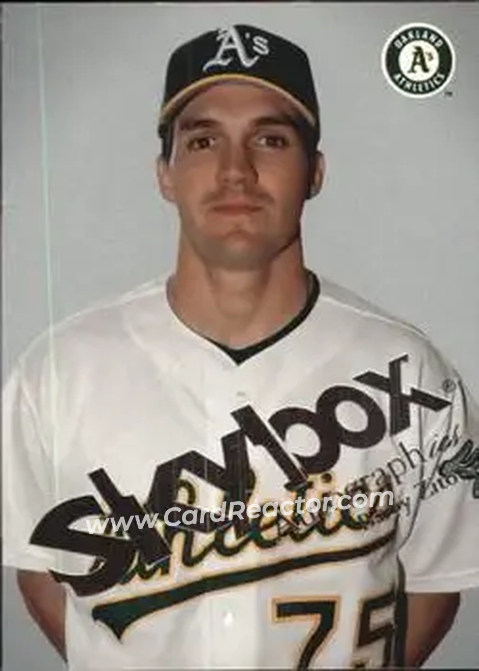 2004 SkyBox Autographics - Insignia #60 - Barry Zito - Oakland Athletics - Front