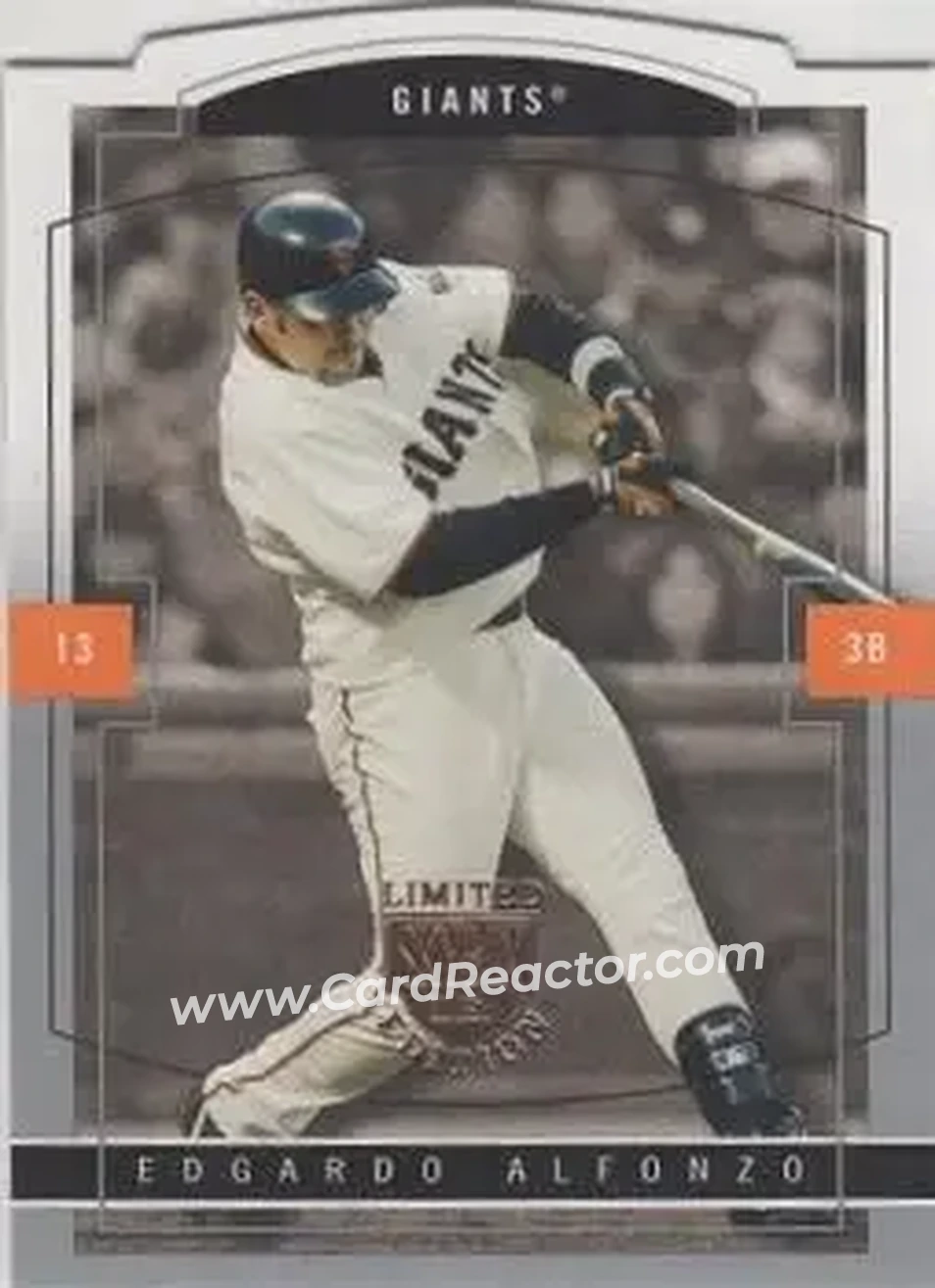 2004 SkyBox LE #28 - Edgardo Alfonzo - San Francisco Giants - Front