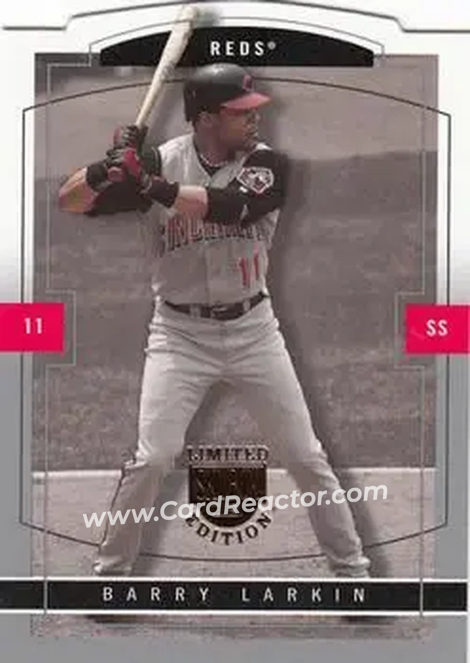 2004 SkyBox LE #110 - Barry Larkin - Cincinnati Reds - Front 2004 SkyBox LE #110 - Barry Larkin - Cincinnati Reds - Front