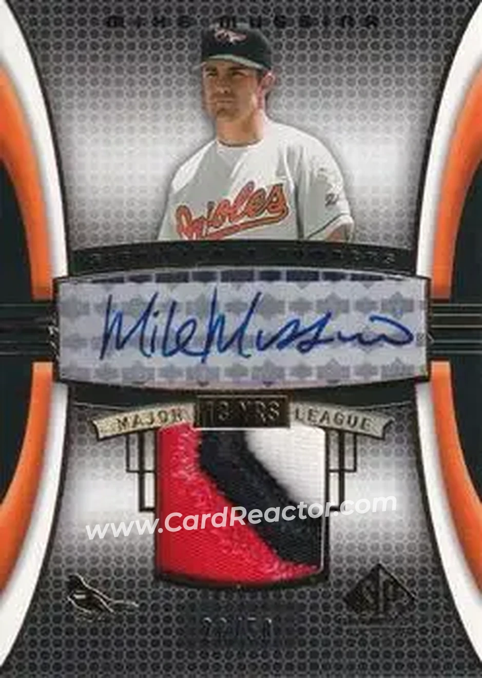 2004 SP Game Used Patch - Significant Numbers Autograph #ASN-MM1 - Mike Mussina - Baltimore Orioles - Front